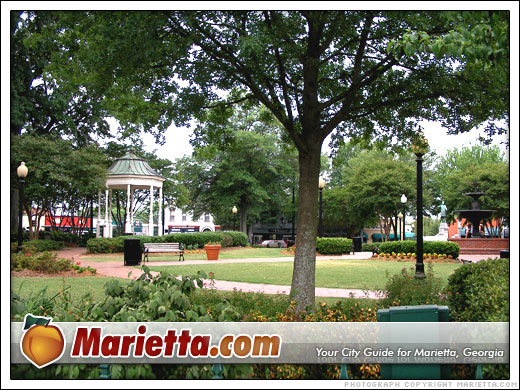 Glover Park, Marietta Square