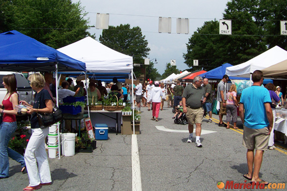 An average of 55 vendors participate each week